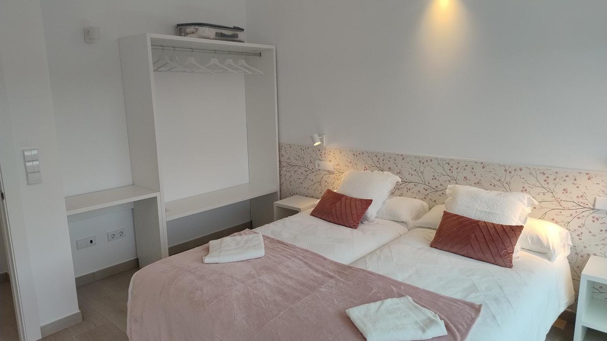 Casas Turisticas Lar Jardin - Parking Privado San Giacomo di Compostella Esterno foto