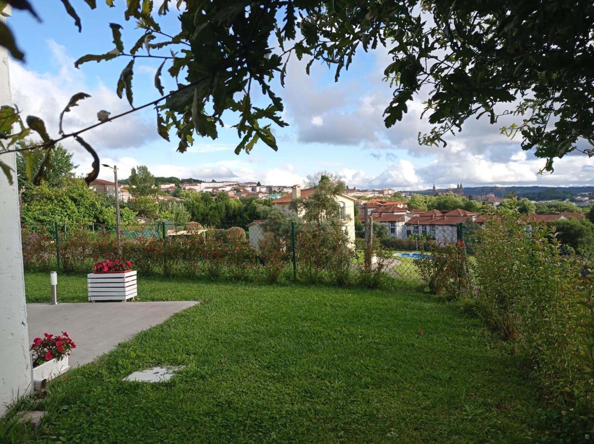 Casas Turisticas Lar Jardin - Parking Privado San Giacomo di Compostella Esterno foto