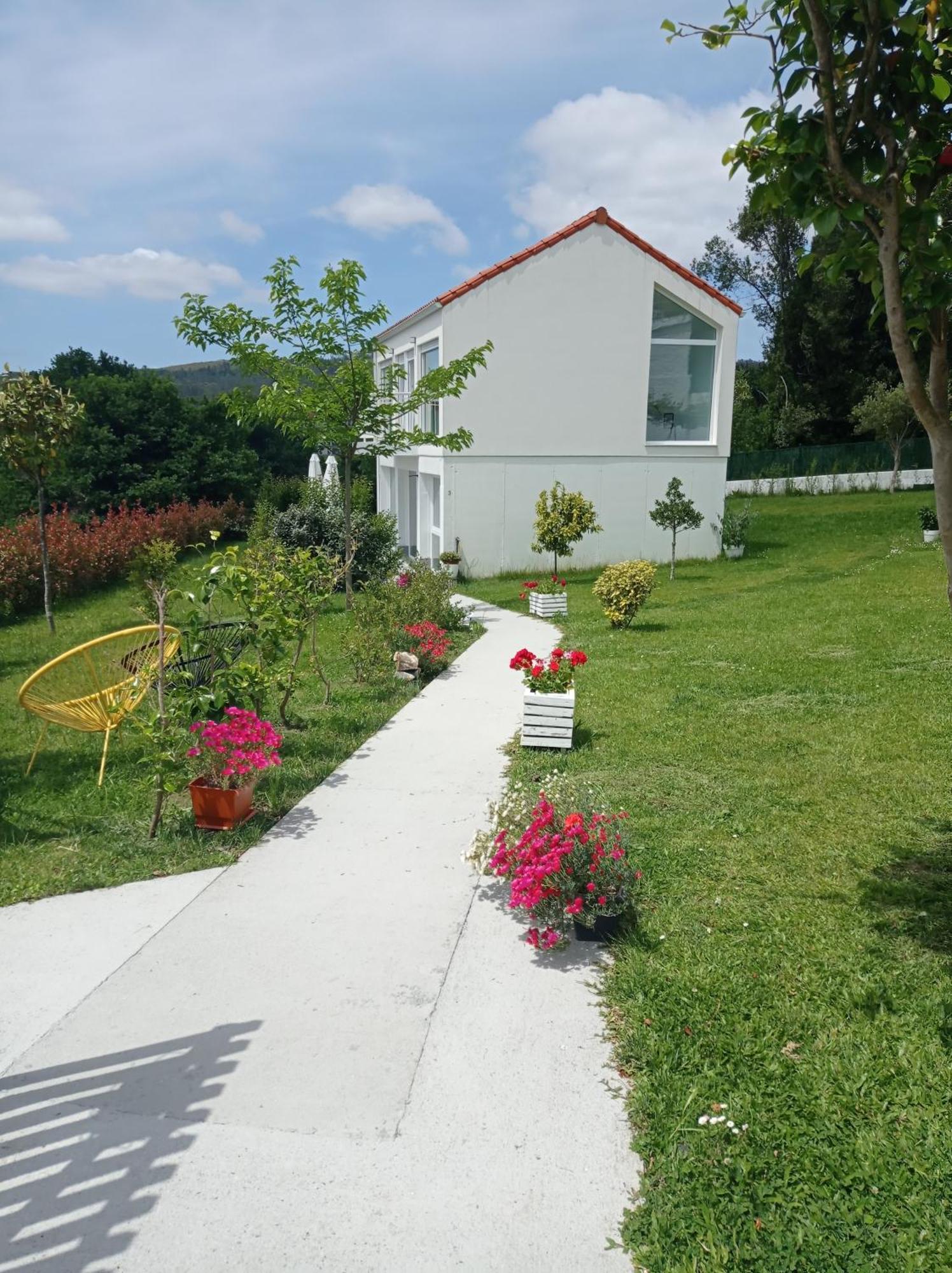 Casas Turisticas Lar Jardin - Parking Privado San Giacomo di Compostella Esterno foto