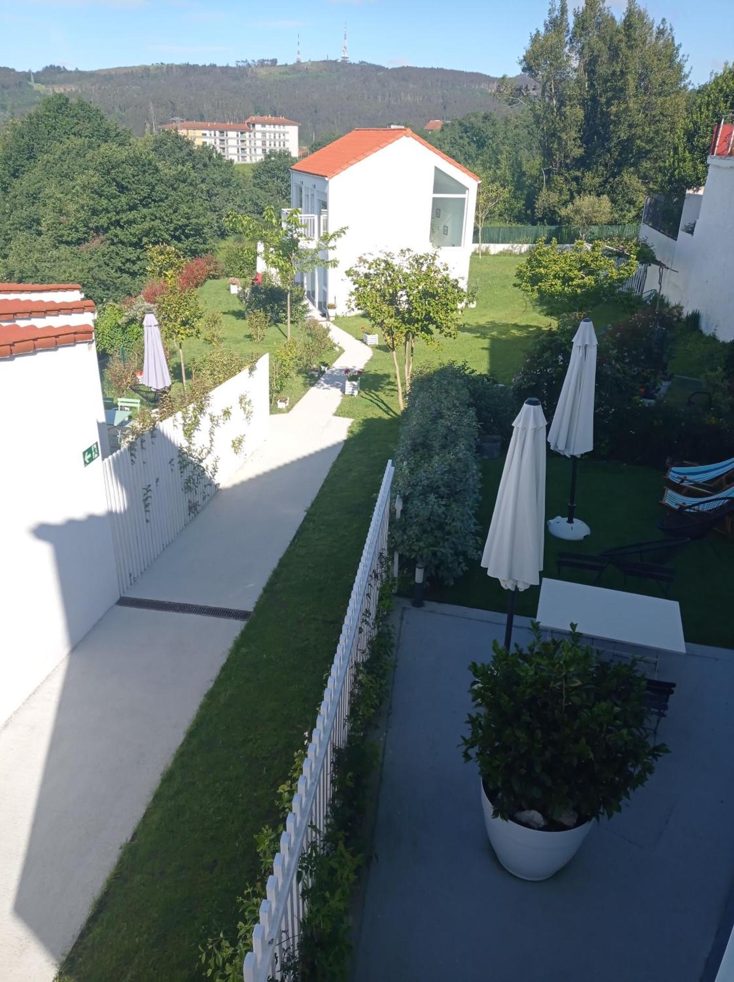 Casas Turisticas Lar Jardin - Parking Privado San Giacomo di Compostella Esterno foto